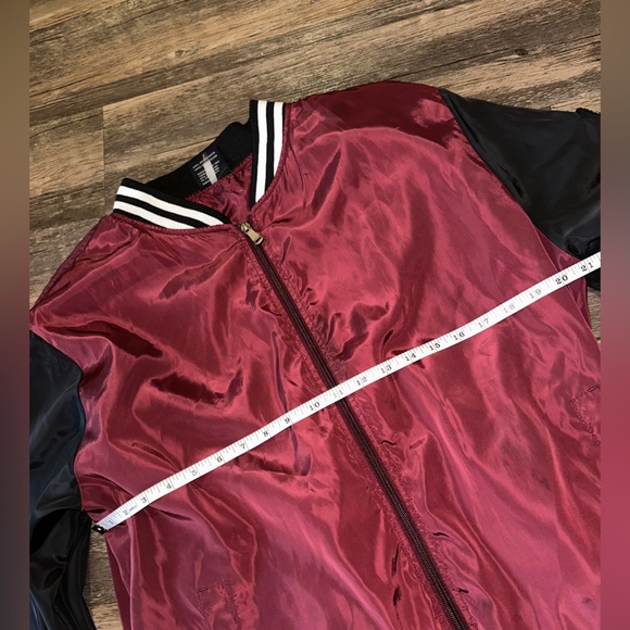 Original Deluxe Men’s black red white Varsity Jacket size XL - Picture 7 of 11